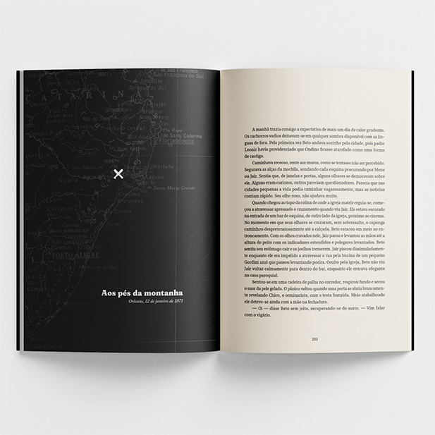 Livro Tesouros e Maldições.